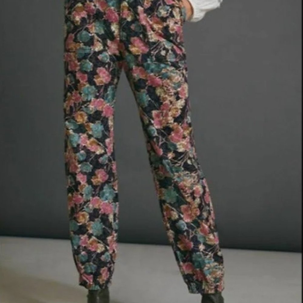 ANISA FLORAL CORDUROY JOGGERS